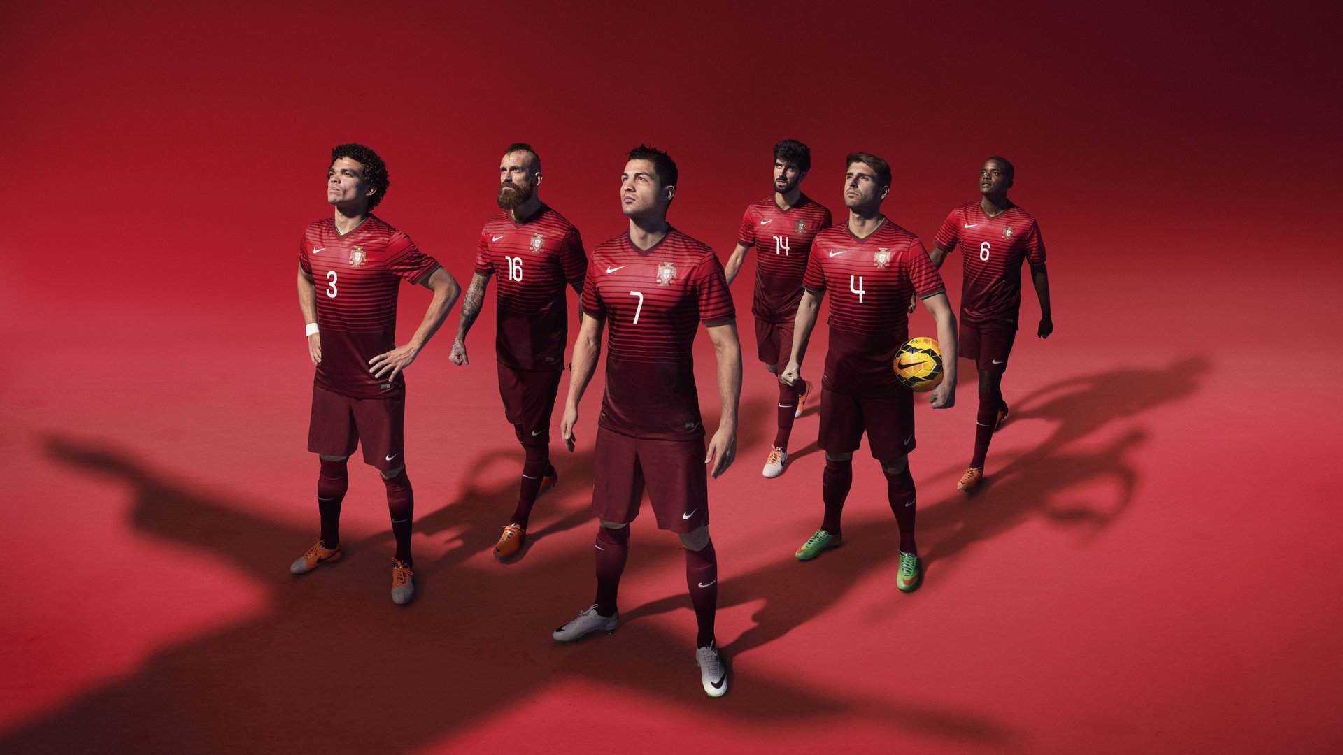 国足后场组织方式对比评估，国足的后防线