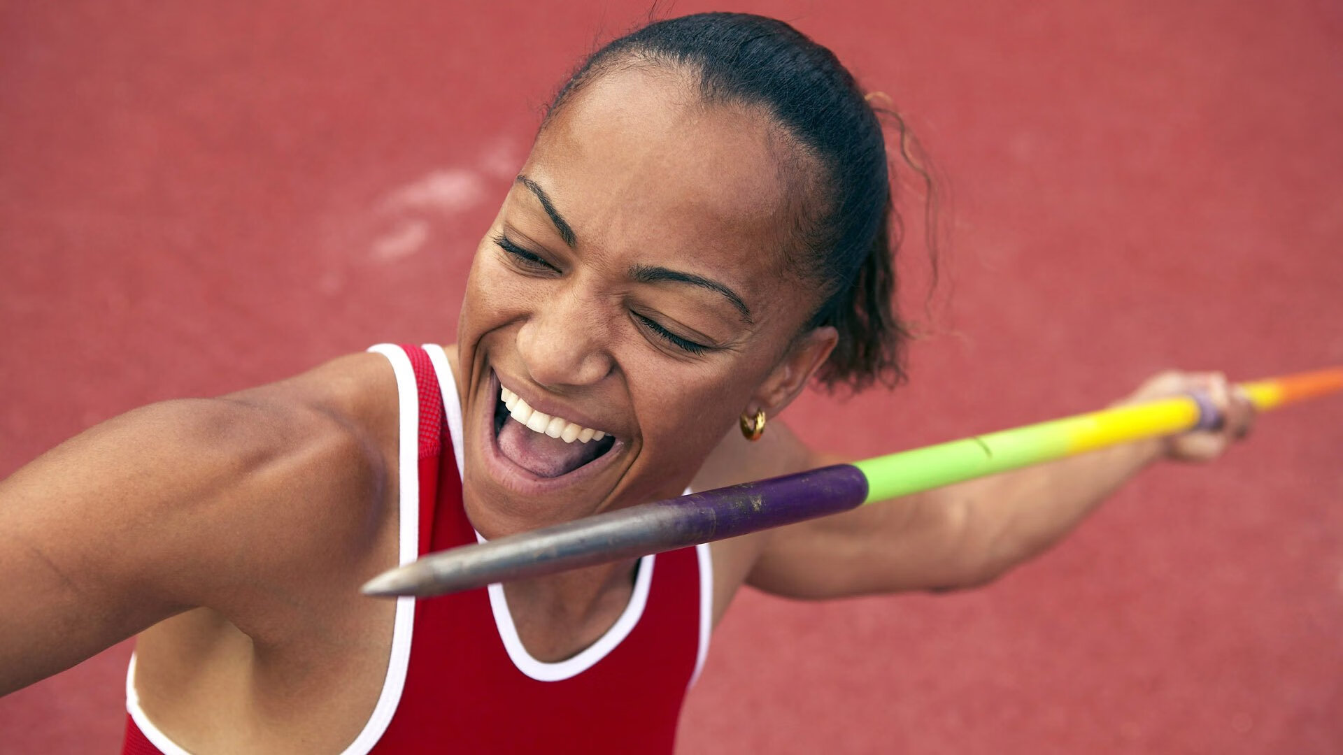 “三叉湖飞盘赛：速度与精准的完美结合，精彩不断”