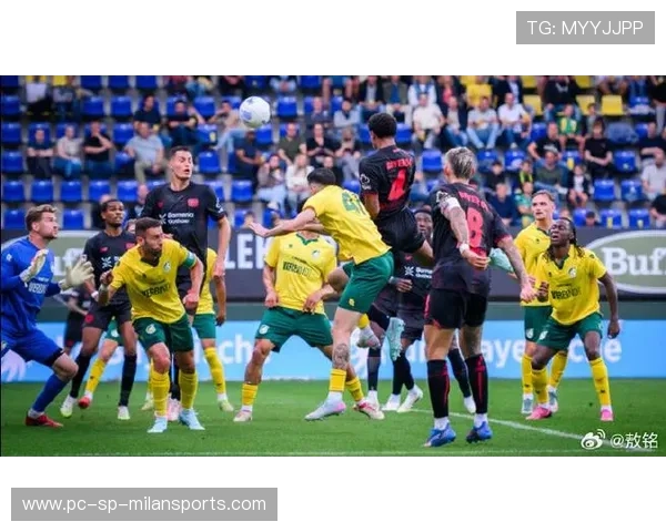 利物浦角球后点头槌稳稳进账：一场足球赛的精彩瞬间